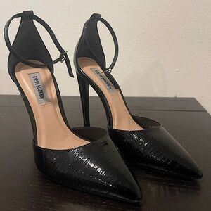Steve Madden Alisha Pump - Size 8